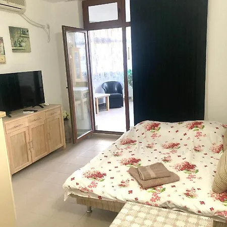 блу самър 1 & 2 & 3 Apartment Slantschew brjag
